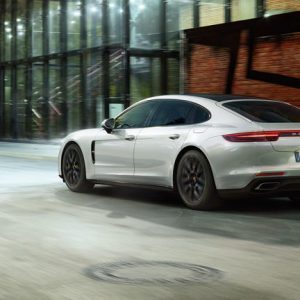 Porsche Panamera 4 E-Hybrid